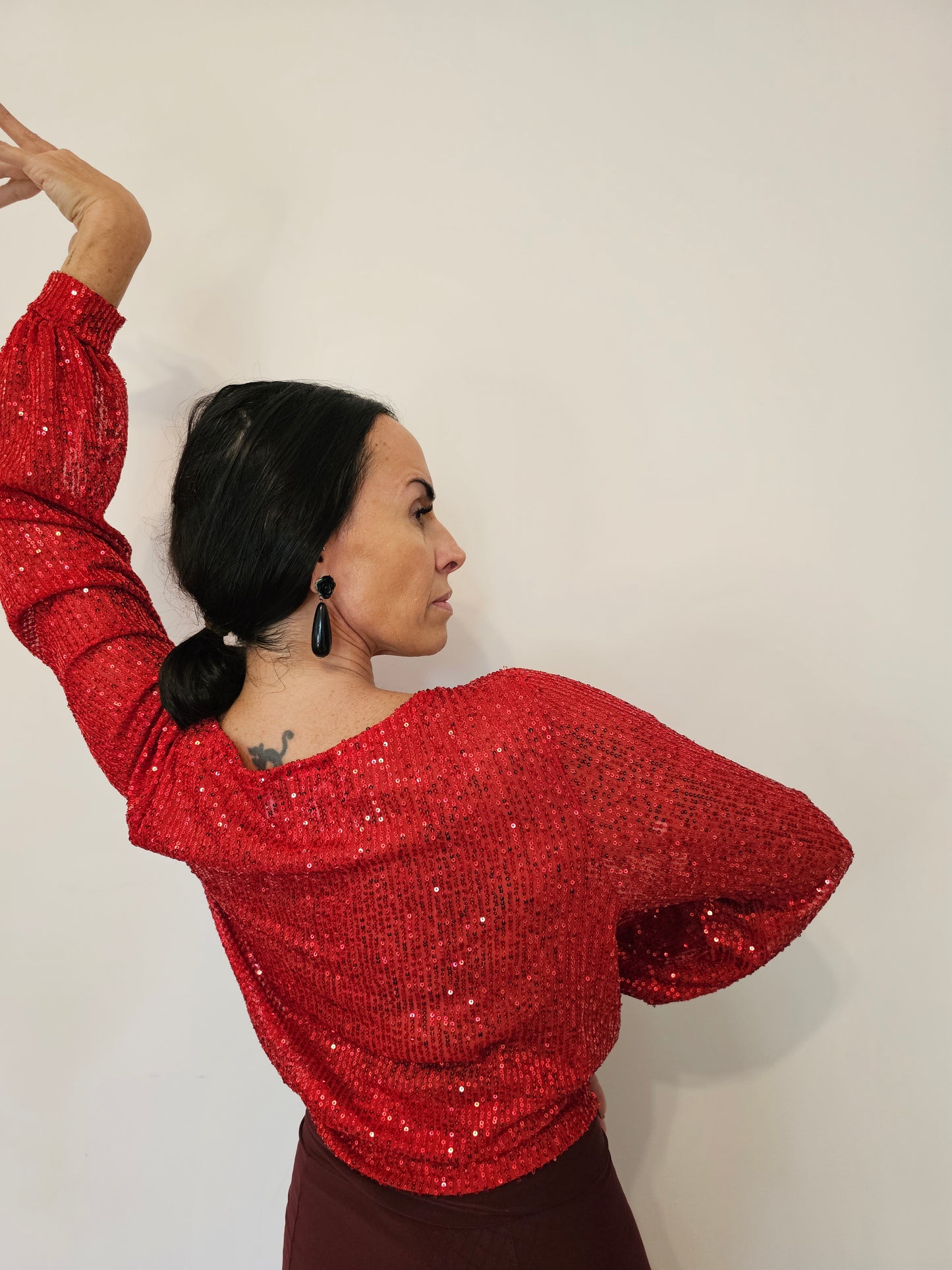 Top cruzado con lentejuelas