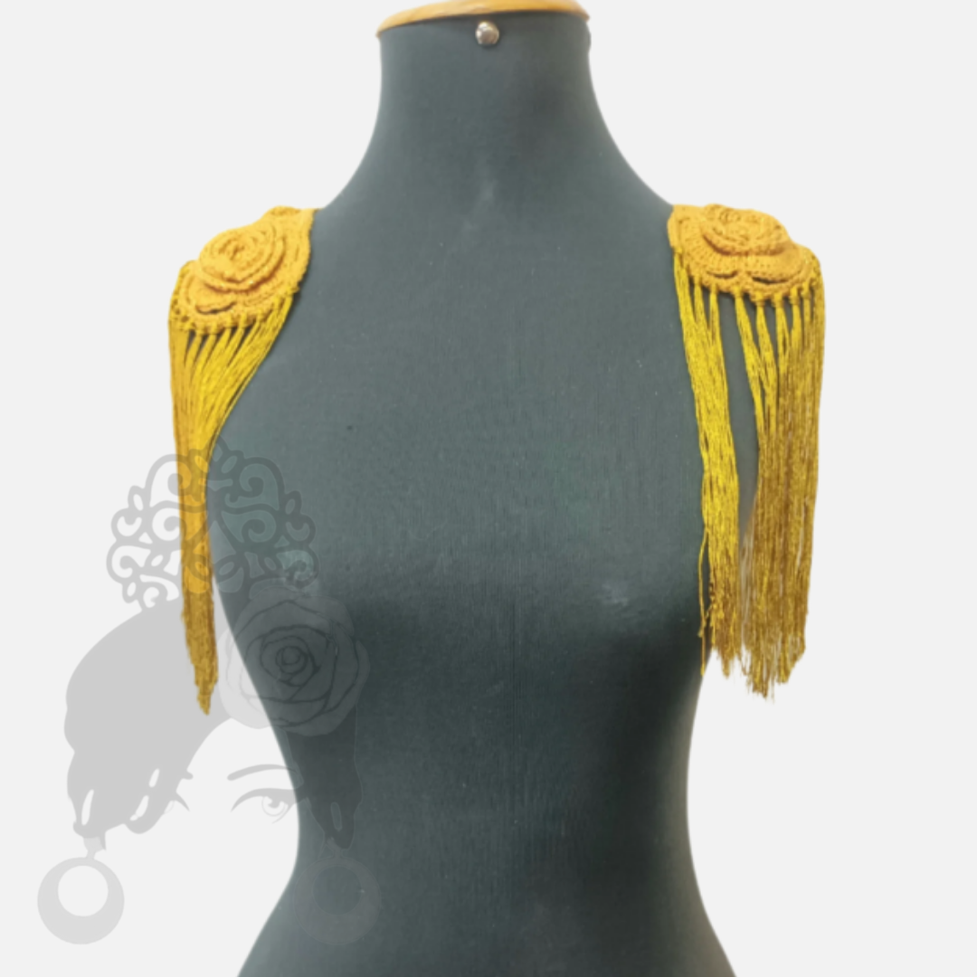 Shoulder pads with flounces